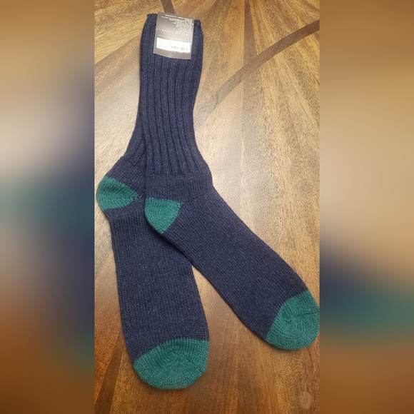Eddie Bauer Merino Wool Boot Crew Socks - Men's One Size, Navy with Green Accent - Picture 3 of 6